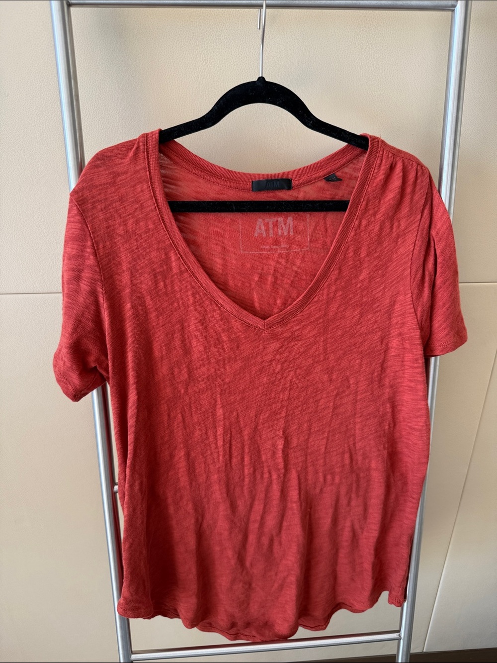 ATM Anthony Thomas Melillo Rust Red V-Neck Short Sleeve Tee